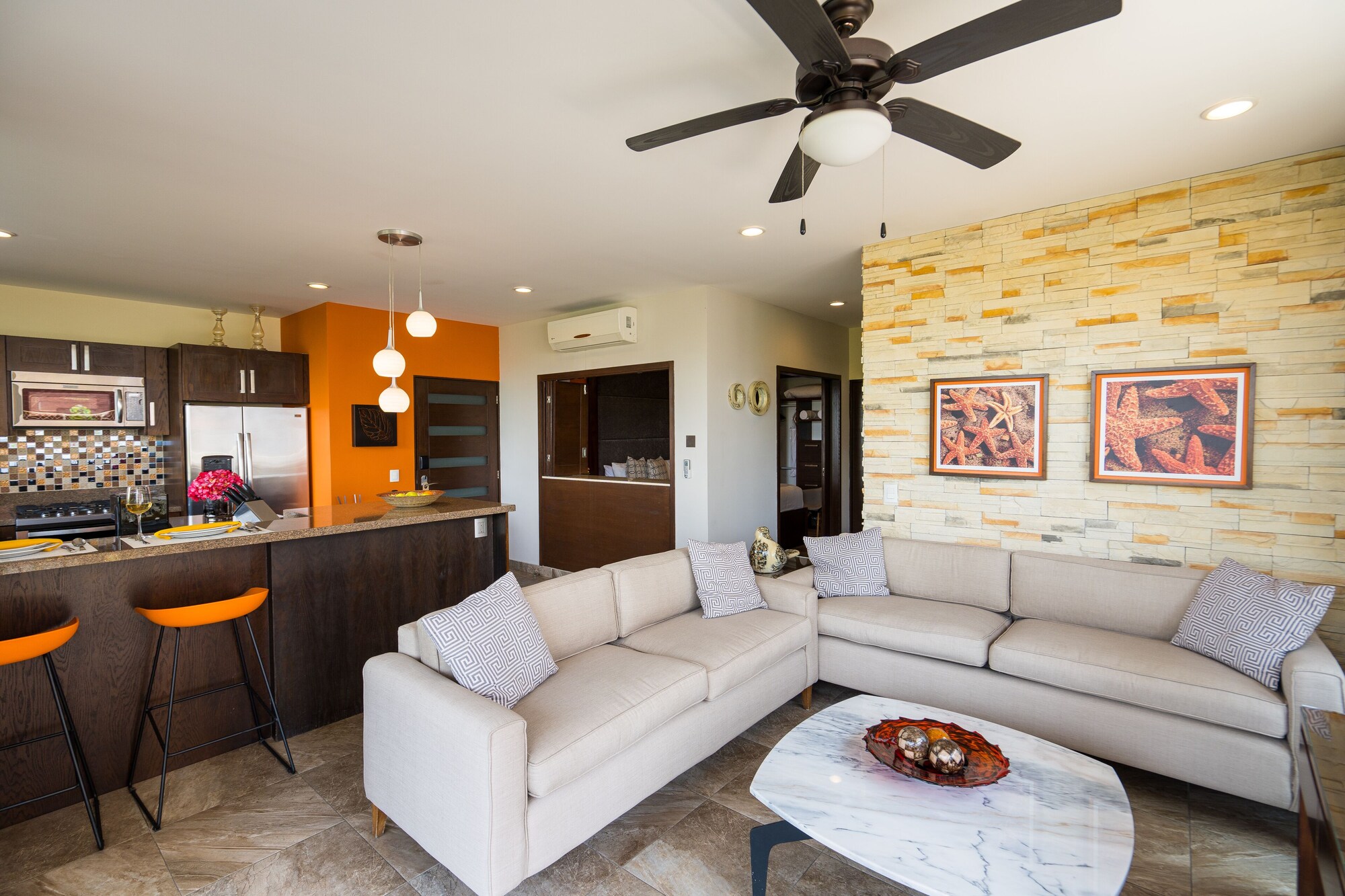 局部海景转角套房（2张床）