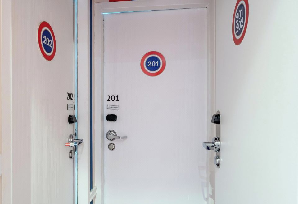 Family Superior, 2 Rooms-Complimentary Soft Minibar, Courtesy Tray, Digital Press, Fitness, Sauna