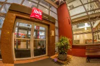 ibis Maringa
