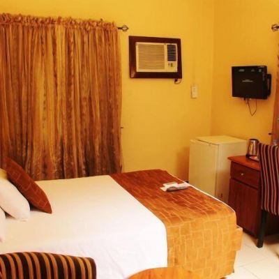 Deluxe Suite Vines Hotel Promo Code