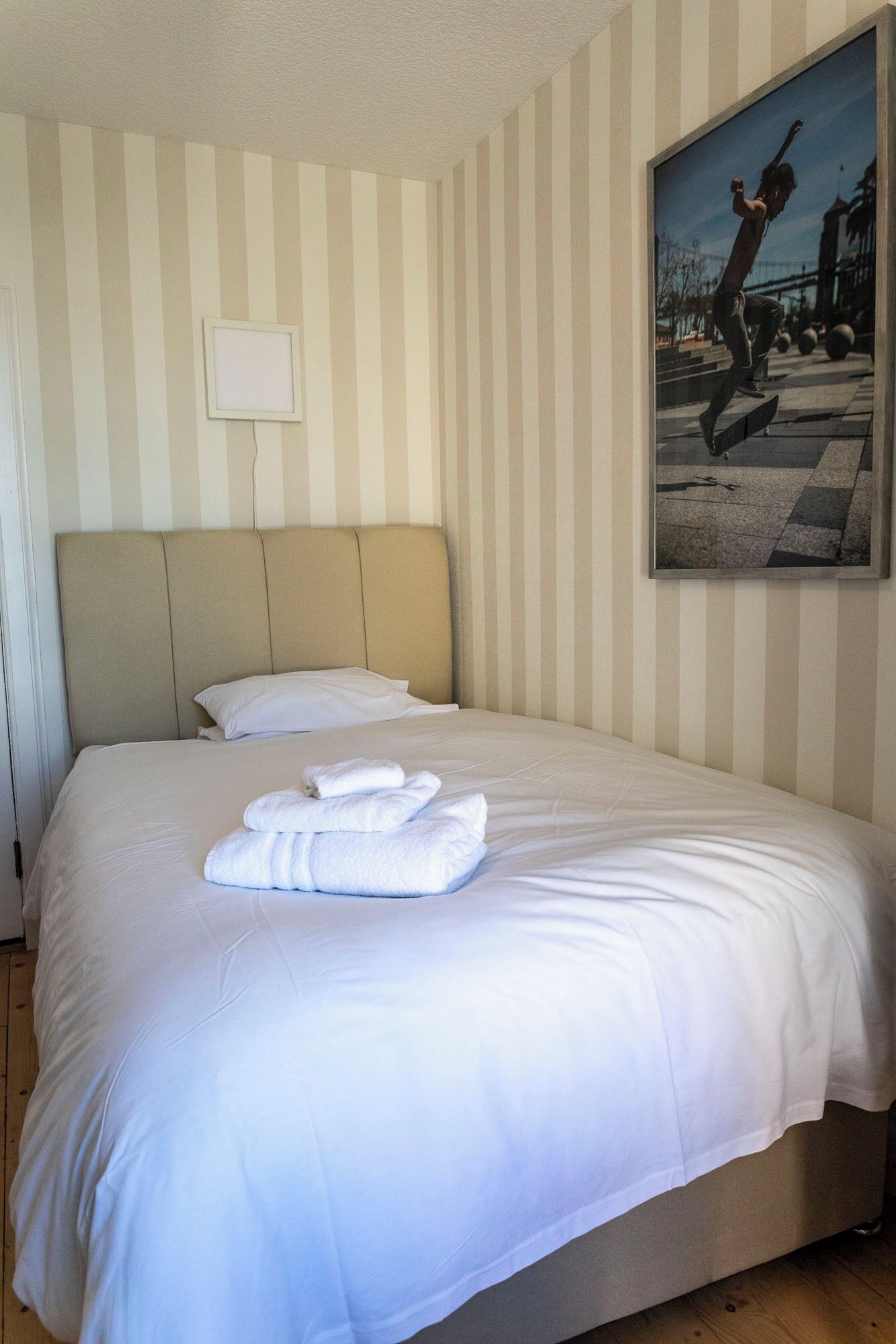 单人房（带独立浴室）