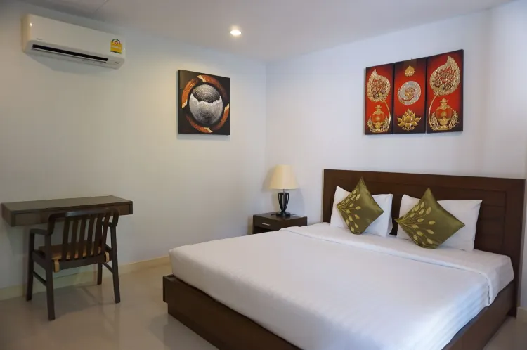 ห้องซูพีเรียร์ เตียงใหญ่ 1 เตียง