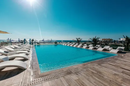 Hotel Opera Mamaia