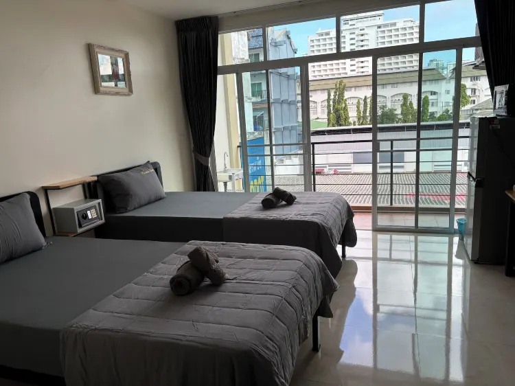 บิสซิเนสคอนโด