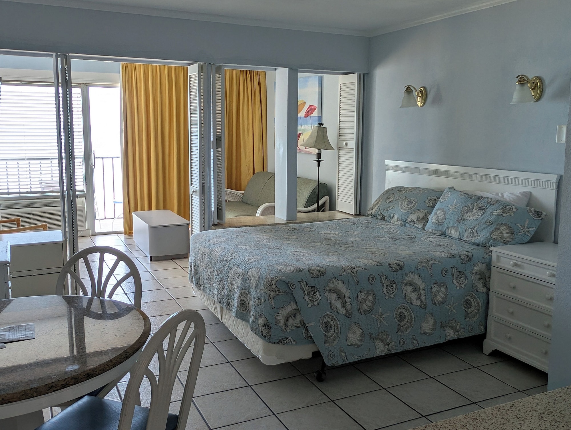 Traders Inn Beach Club, Ormond-by-the-Sea - 2026 Prices & Reviews
