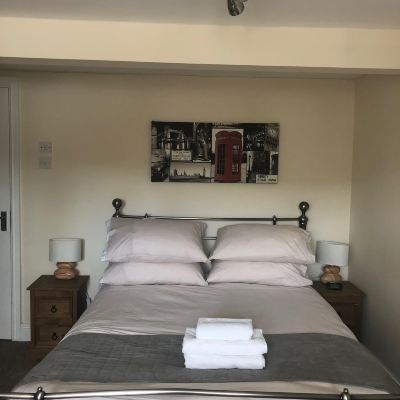 Standard Double Room, Ensuite (Room 8) Worthing Rest Promo Code
