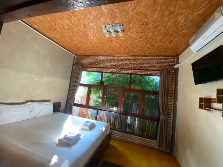 Standard Balcony Non-Smoking