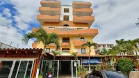 Residence Meridiana Отели в г. 
