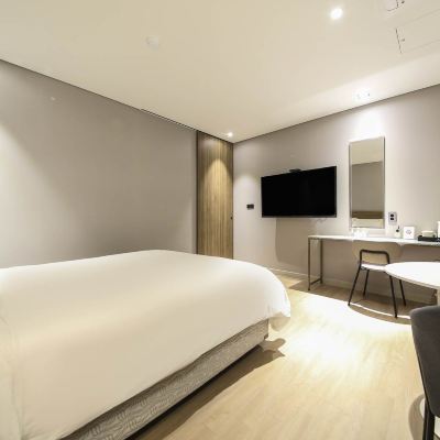 디럭스 Daejeon Yuseong Top Cloud Hotel 쿠폰