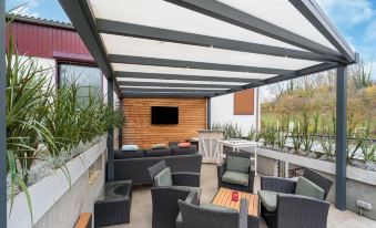 Luxury Apartment in Schin op Geul - Housity