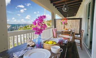 Two Sandals – A Boutique Hotel