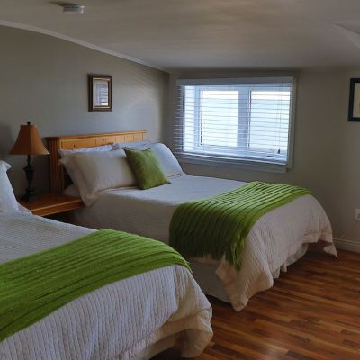 Standard Room, 2 Double Beds (Plus)