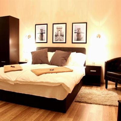 Deluxe Triple Room with Private Bathroom Budapest Ville Bed & Breakfast Promo Code