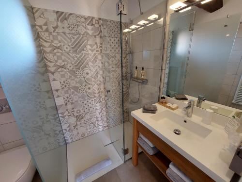 H?tel les Bouis - Vue Mer Superior Double Room With Sea View