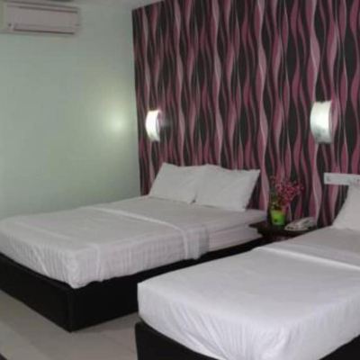 Bilik Bertiga Kupon Hotel Midtown Villa