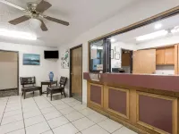 Super 8 by Wyndham Hampton Hotels in Hampton