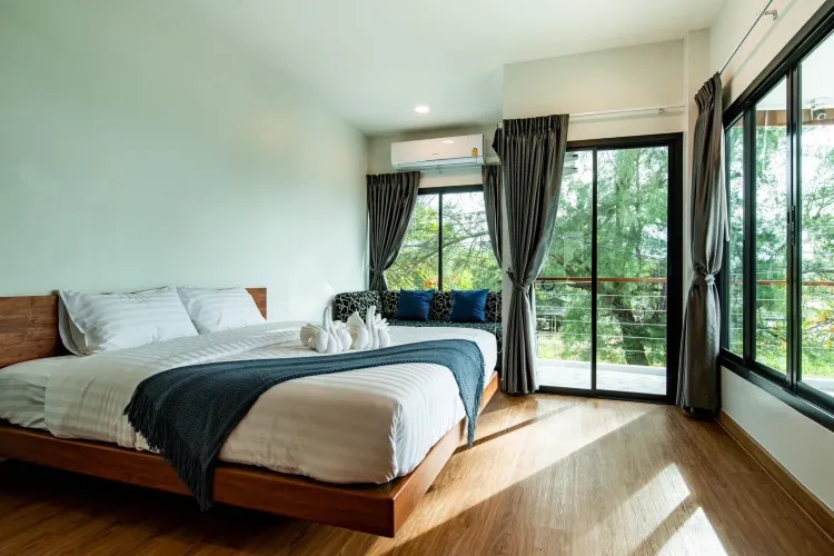 Emperor Suite Ocean View Nonsmoking