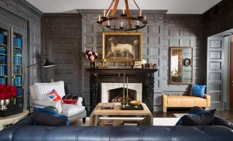 The George - Housity