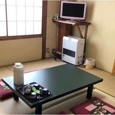 Japanese-Style Room 6-8 Tatami