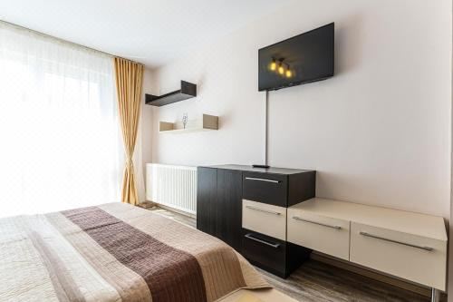 三人房（带独立浴室）