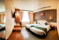 Grand Madani Hotel
