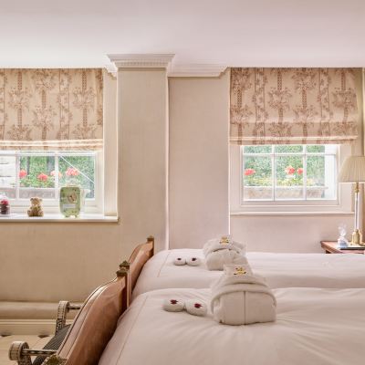 家庭套房 紅色康乃馨蒙塔古花園酒店優惠