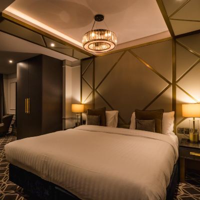 Chic - Suite - Super King Seven Hotel Promo Code