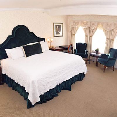 Zalmon Simmons Suite Cliff House at Pikes Peak Promo Code