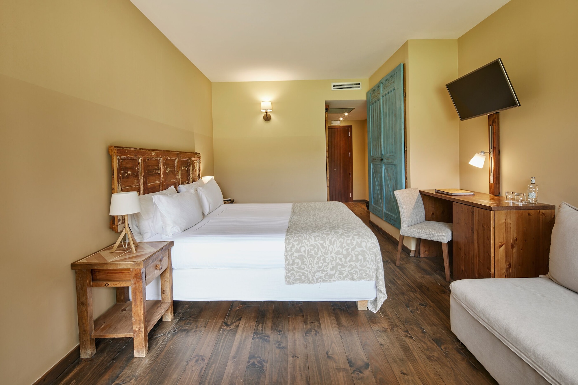 高级双人房， 花园