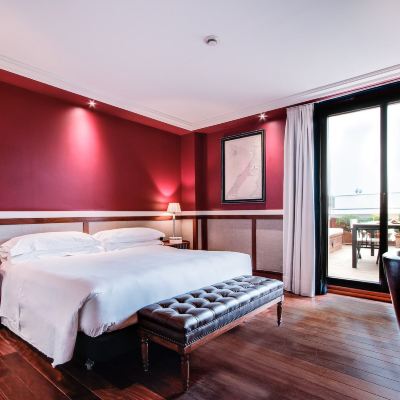Deluxe Room With Terrace Hotel 1898 Promo Code