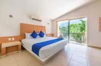Hotel Ixzi Plus