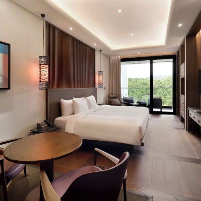 [Journeybox] Twin Premium Room With Ocean View / F&B Credit 300, 000 Krw + Additional 100 Rim Points 아난티 힐튼 부산 쿠폰