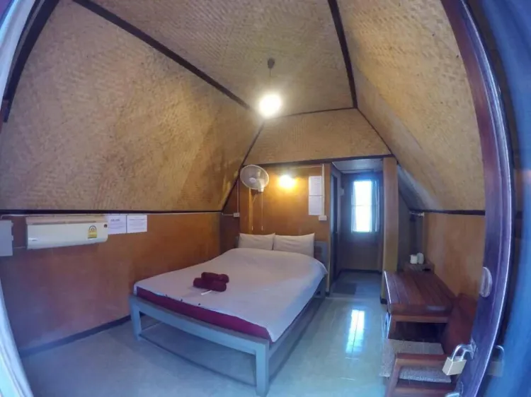 บังกะโลพร้อมเครื่องปรับอากาศ