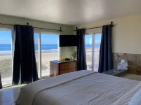 The Shores Inn