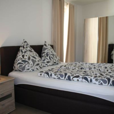 Junior Apartment, 1 King Bed with Sofa Bed, Non Smoking, Ensuite Cloud 7 Promo Code