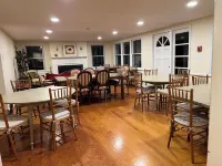 Cooper Hill Inn