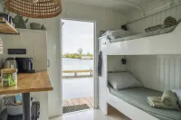 Tinyhouse De Roef - Lakes of Vinkeveen near Amsterdam Hotel di 