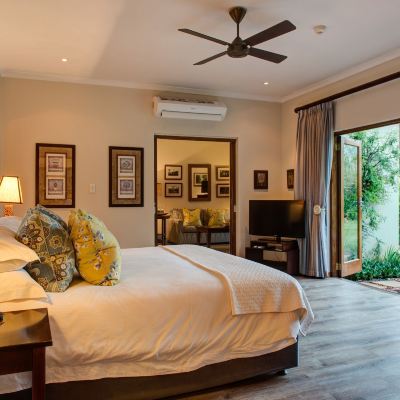 Obonjeni Suite Ghost Mountain Inn Promo Code