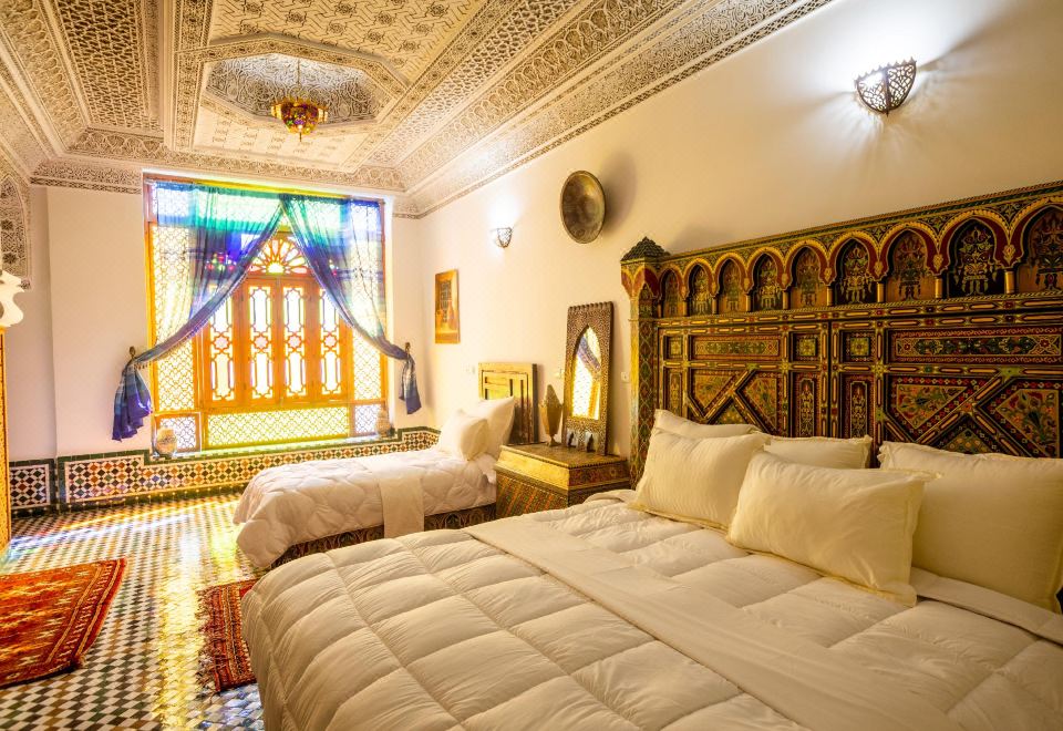 豪华特大床套房