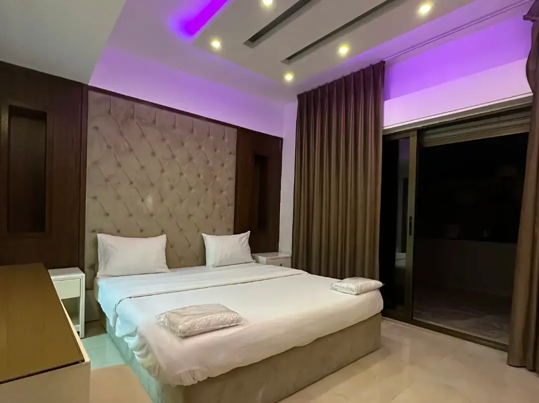 Jre Abdoun Rooftop 1bedroom Kh&sh 03 - Amman
