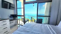 Yellow Sands Luxury Villas Unit 1 Hotel di 