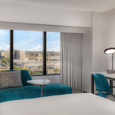 高級特大床房 洛杉磯機場希爾頓酒店優惠