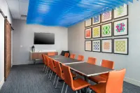 Holiday Inn Express VISALIA - SEQUOIA GATEWAY AREA by IHG