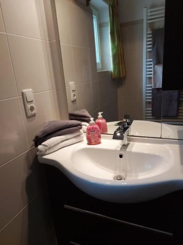 一卧室公寓（带阳台）