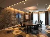 Hotel Roermond Next Door Hotels in Roermond