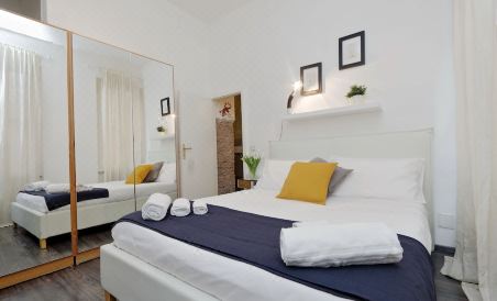 Urbana Apartment