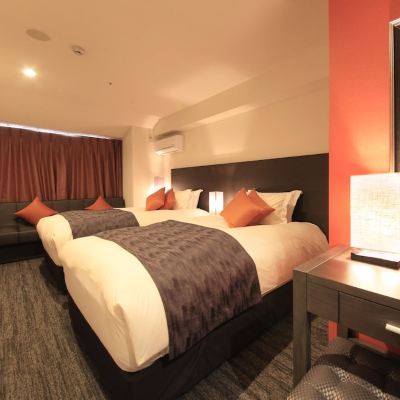 Superior Twin Room, Smoking-Extra Sofa Bed Is from 3rd Adult