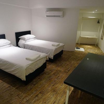 Standard Twin Room (No Window) Kupon Riverine Garden Hotel