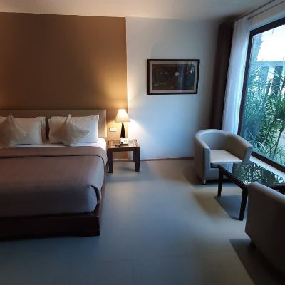 Deluxe King Room Urban Sands Iloilo Promo Code