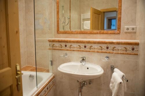 一卧室公寓（带阳台）